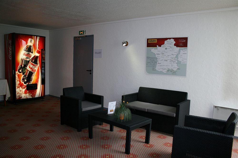 New Hotel Blois Sud Exteriör bild