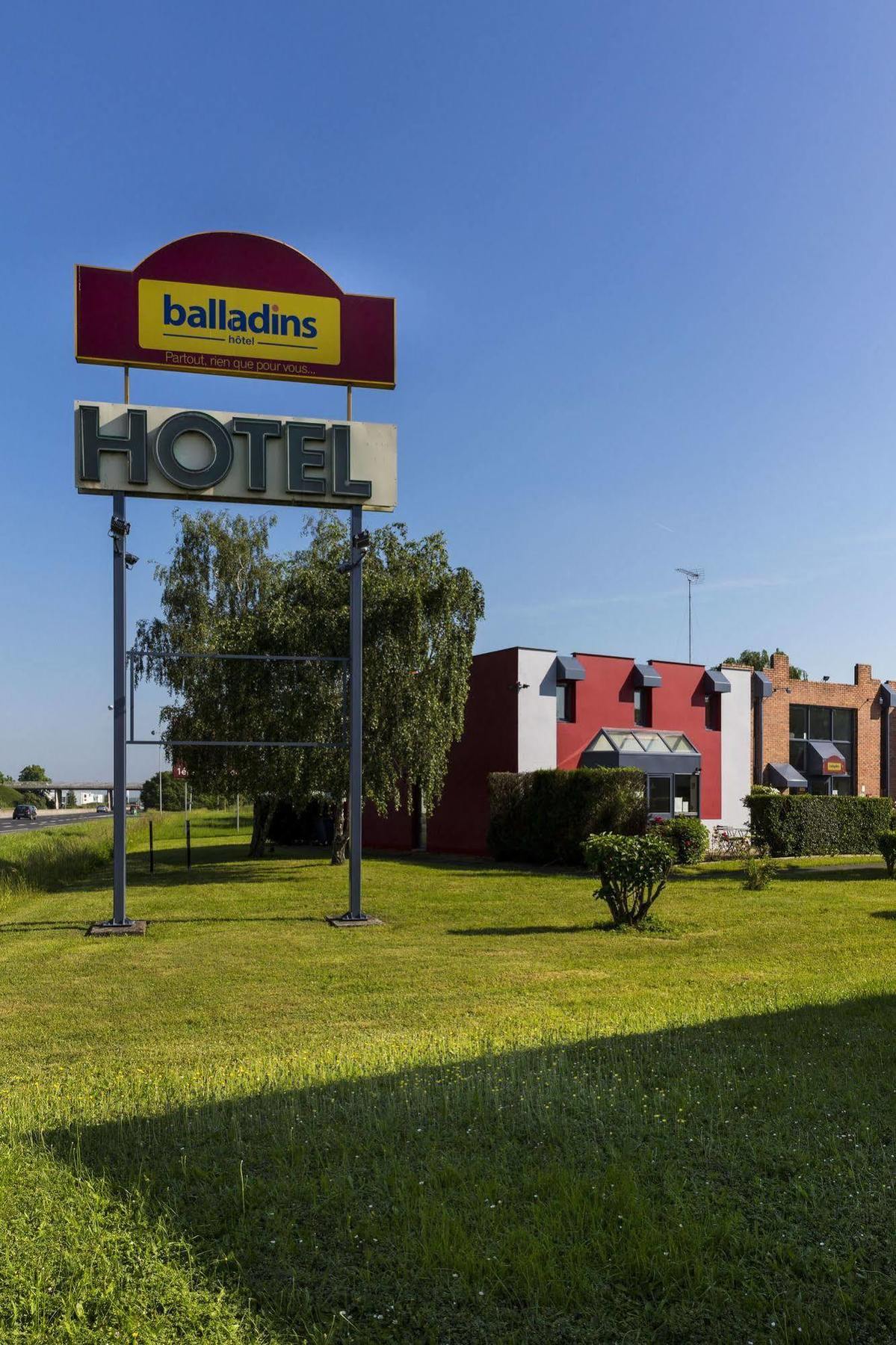 New Hotel Blois Sud Exteriör bild